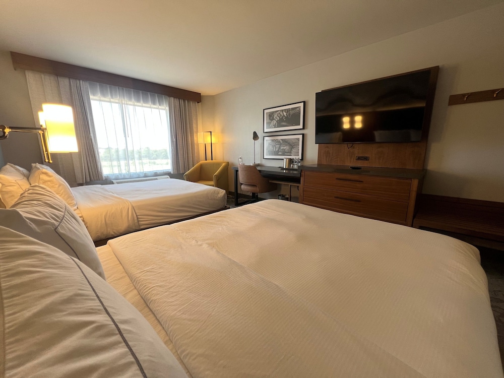 DoubleTree by Hilton Fort Worth Fossil Creek - photo 26