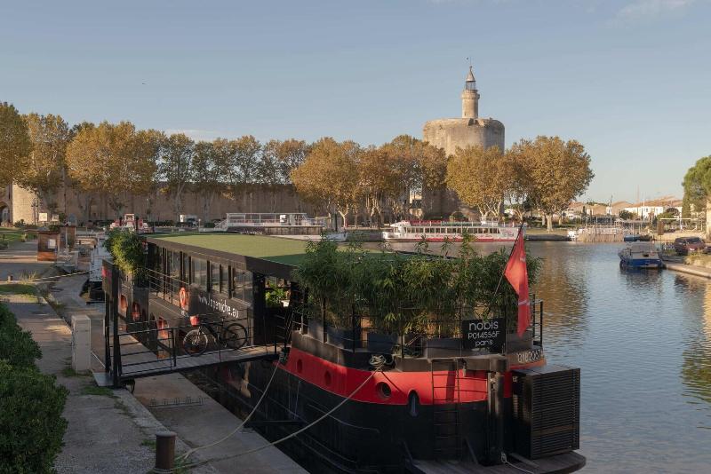 La Peniche Bed & Bicycle Aigues Mortes — hotel in Aigues-Mortes