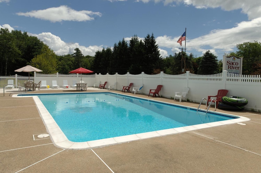 Saco River Motor Lodge & Suites - photo 16