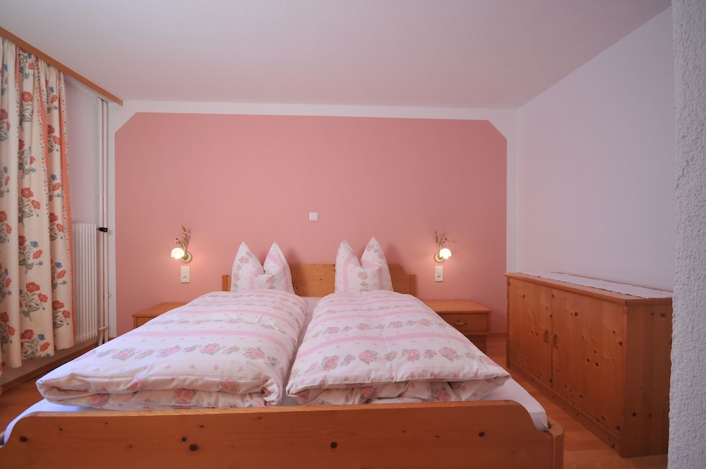 Hotel Pension Faneskla — Silbertal — photo 4
