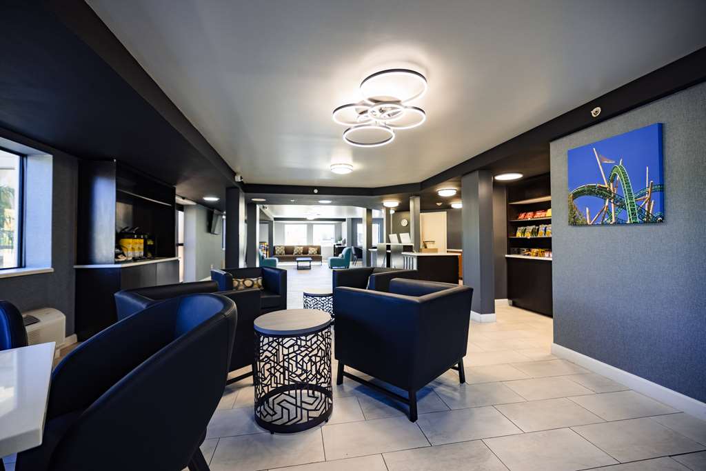 La Quinta Inn by Wyndham Tampa Near Busch Gardens - photo 13