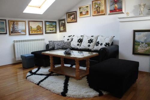 Apartman Bony M — 4-Star Luxury Hotel in Kiseljak, Bosnia and Herzegovina
