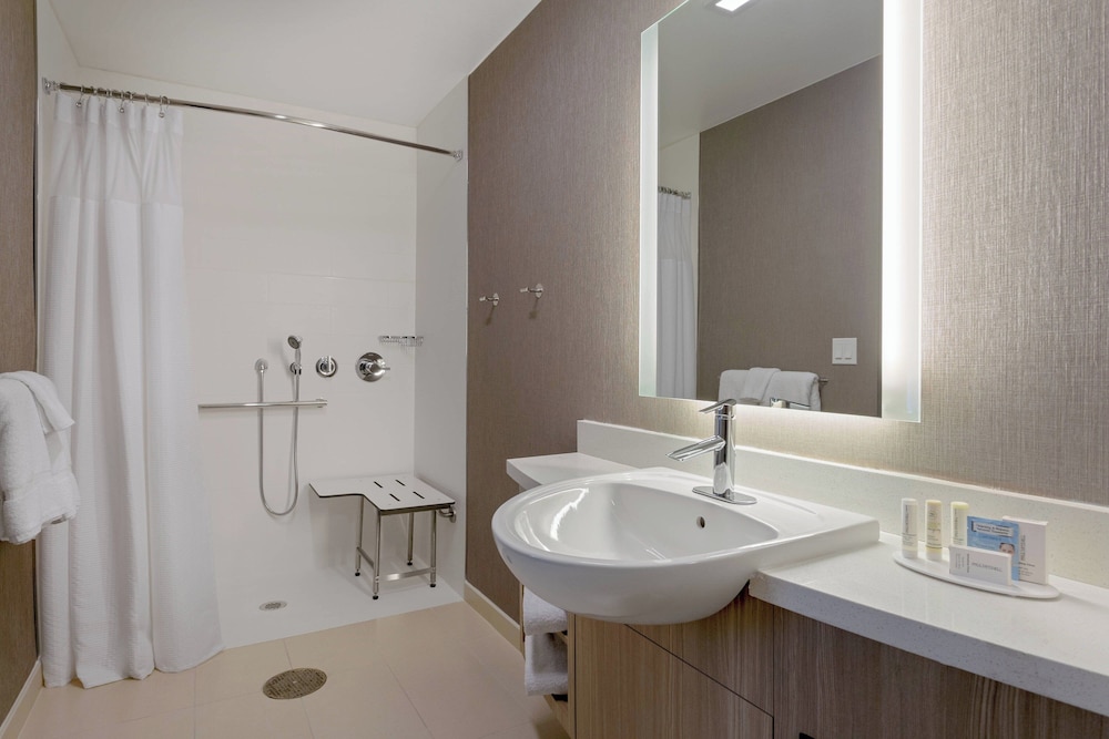 SpringHill Suites by Marriott Ocala - photo 17