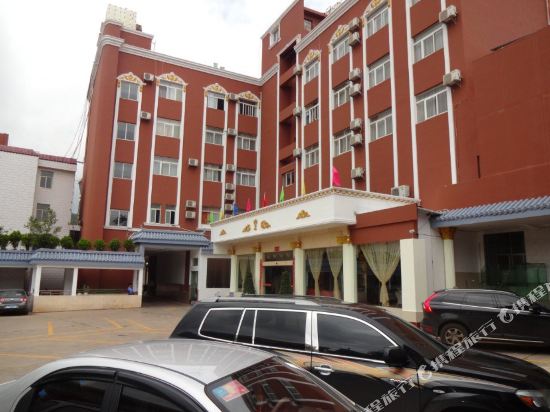 Shizong Hotel — hotel in Danfeng