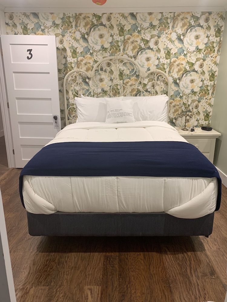 The Historic Hygge Hotel - photo 15