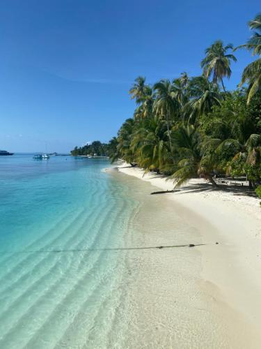 Mandhoo Inn - carbon neutral hotel in Unknown City