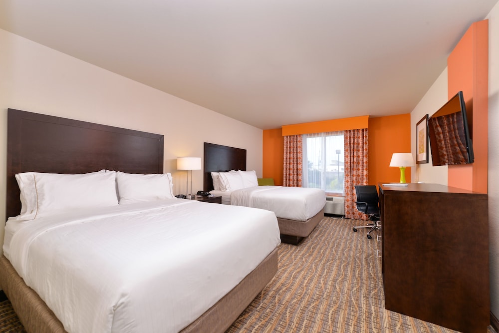 Holiday Inn Express & Suites Houston NW Tomball Area by IHG - photo 6