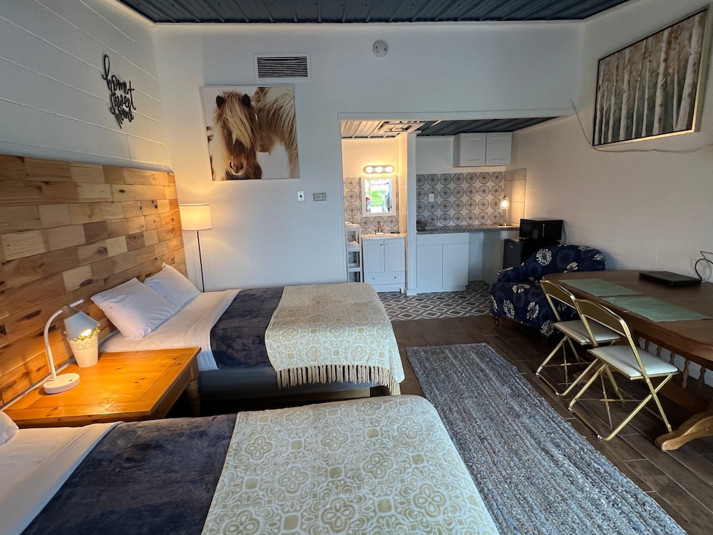 Sussex Motel - photo 10