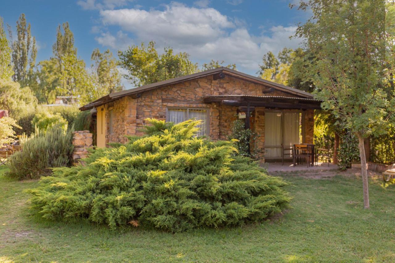 Cabañas Villa Bonita — 4-Star Luxury Hotel in San Rafael, Argentina