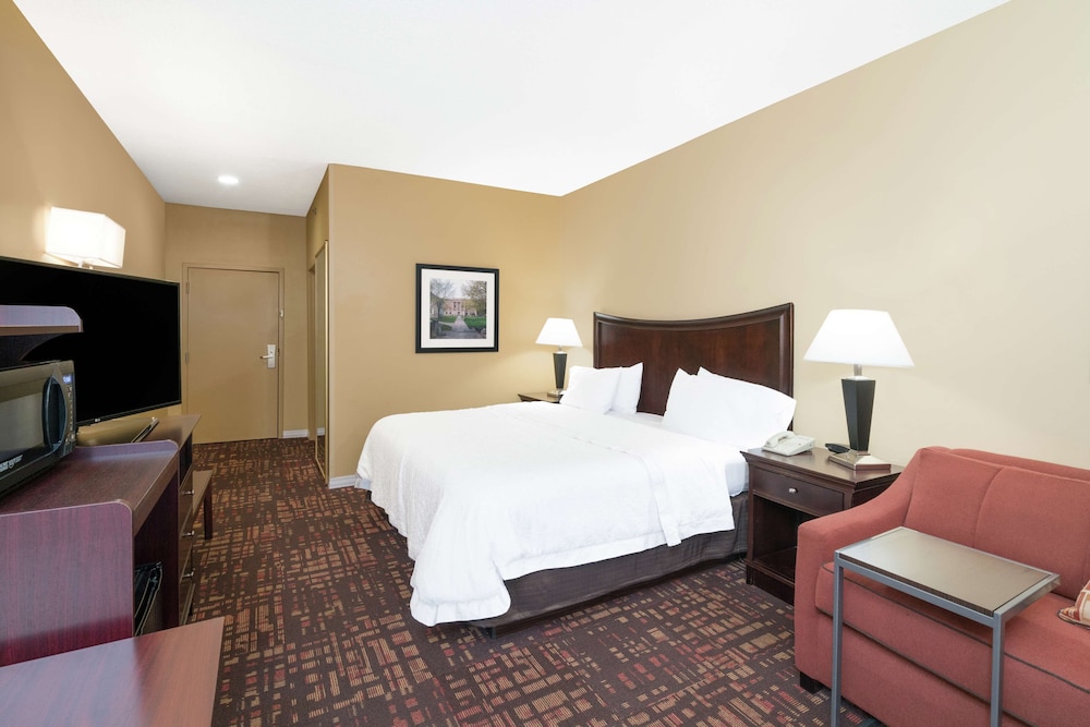 Hampton Inn Corydon - photo 29