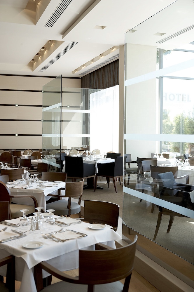 מזון ומשקאות