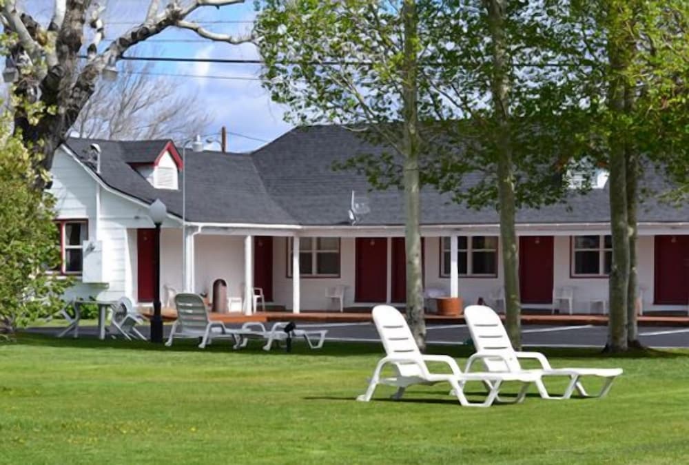 Silver Maple Inn - photo 14