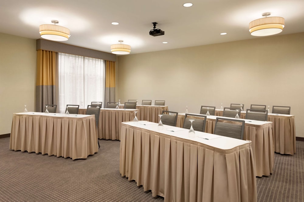 Homewood Suites by Hilton Frederick - photo 30