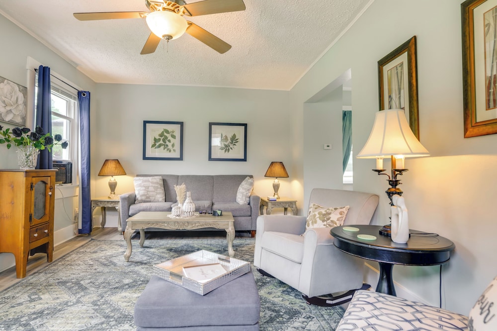 3 Mi to Dtwn: Dog friendly Retreat in Dayton in Dayton, United States