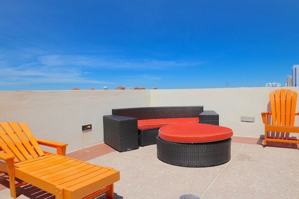 Ocean Sands Resort Oceanfront Virginia Beach by Vacatia - photo 41