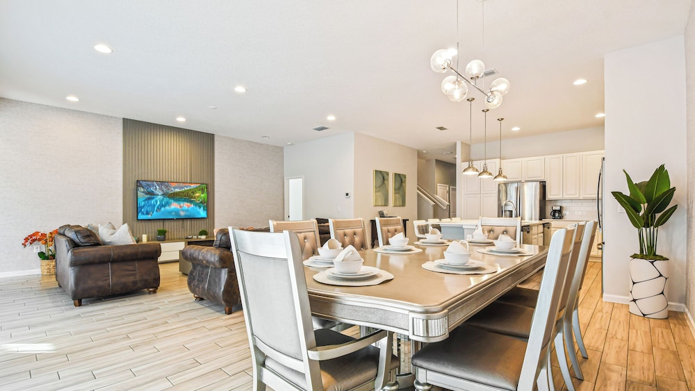 Spacious 12 bed Villa With Pool & Resort Amenities - photo 64