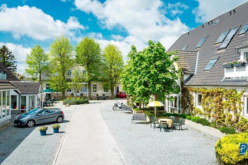 Hofhotel Krv Henberg in Gromitz, Germany