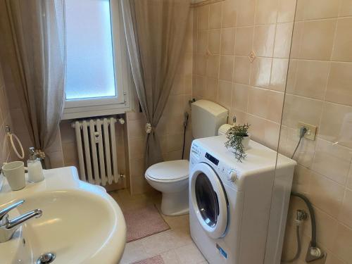 Nebula Nook Luxury Apartment — 4-Star Luxury Hotel in Modena, Italy