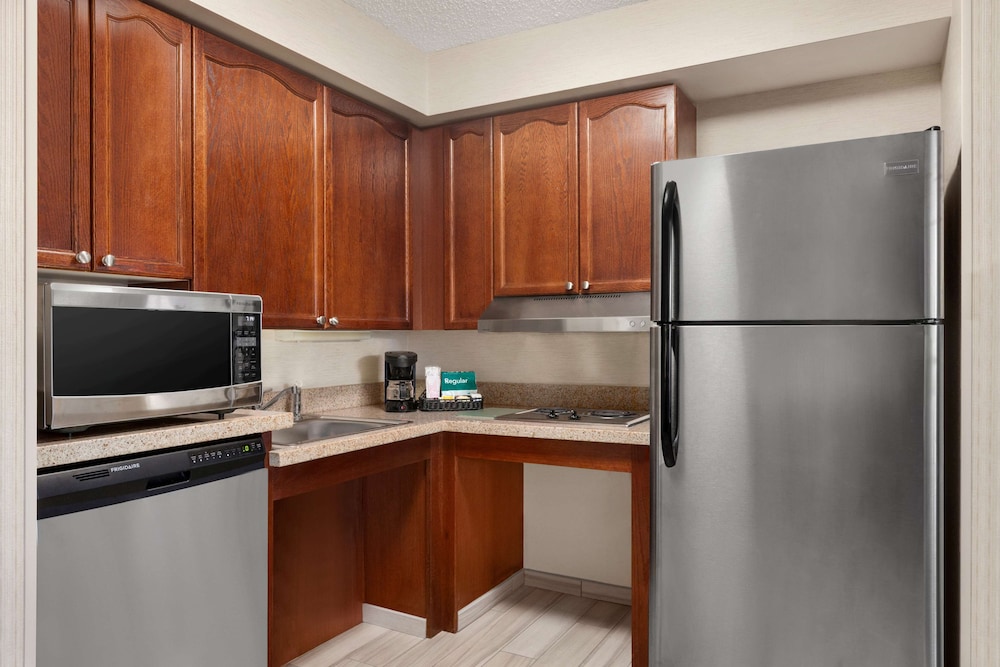Homewood Suites by Hilton Wilmington Brandywine Valley - photo 17