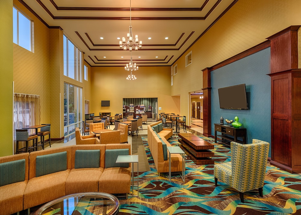 Holiday Inn Express Hotel & Suites Red Bluff South Redding by IHG - photo 23