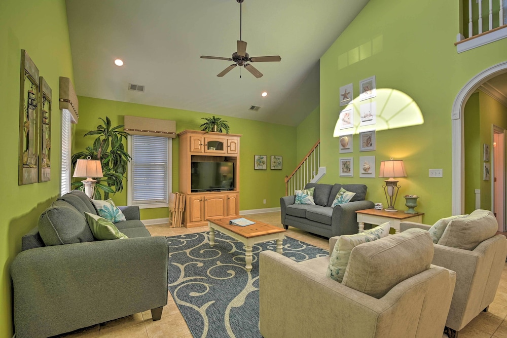 Game Room: Surfside Beach Resort Hideaway - photo 10