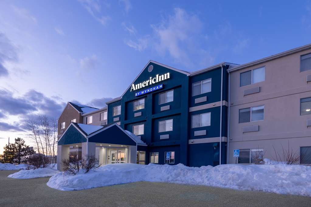 AmericInn by Wyndham Duluth - photo 5