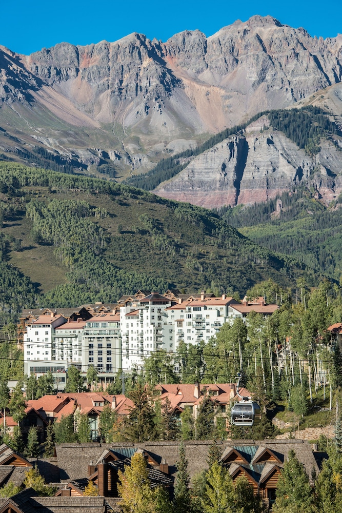 The Peaks Resort and Spa - photo 37