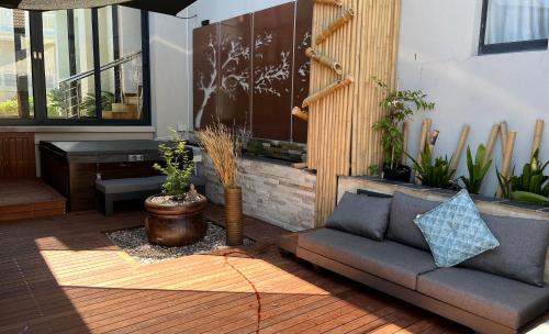 Pepper House Villa Housekeeper heated pool Hot tub backup solar and water systems