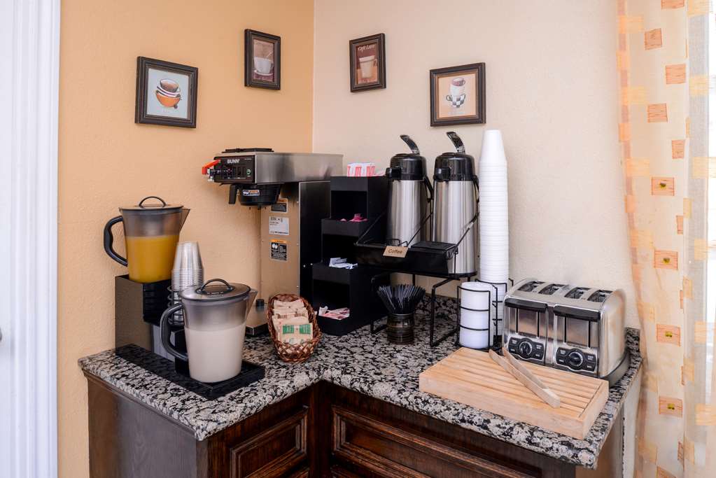 Americas Best Value Inn & Suites Waller Prairie View - photo 28