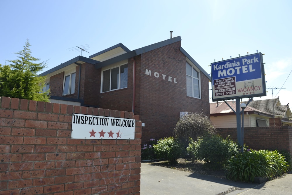 Kardinia Park Motel in Newtown, Australia