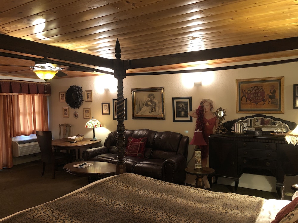 Echo Canyon Spa Resort - photo 43