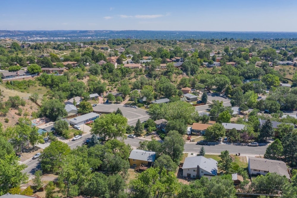 4BR Dog friendly Minutes to Garden of the Gods - photo 44