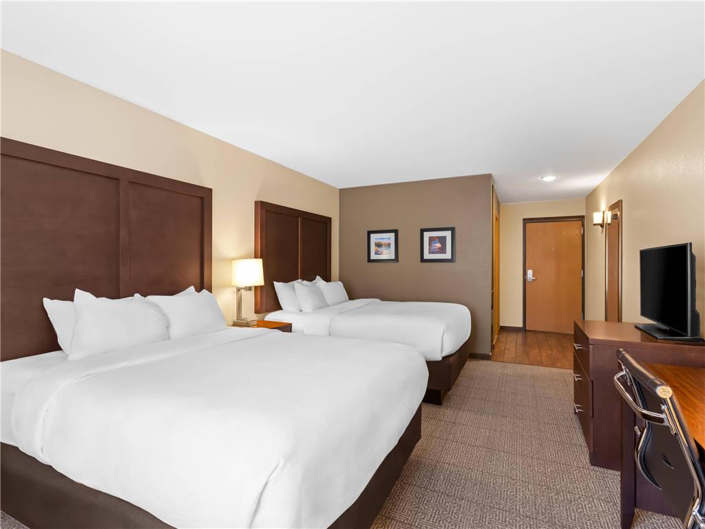 Comfort Inn & Suites Munising Lakefront - photo 12