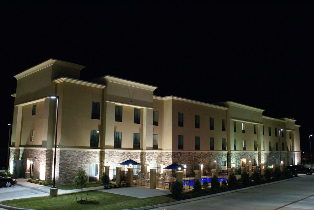 Hampton Inn & Suites Center - featured photo