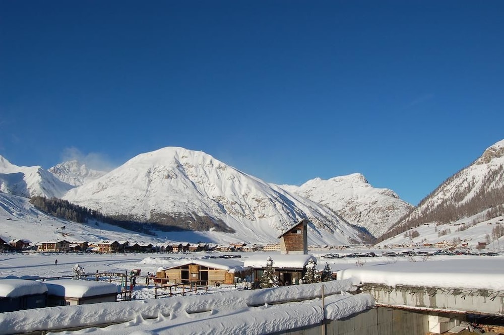 Hotel B&B Bondi — carbon neutral stay, Livigno