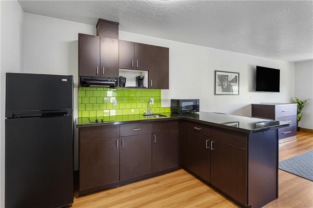 Best Western Duchesne Inn - photo 13