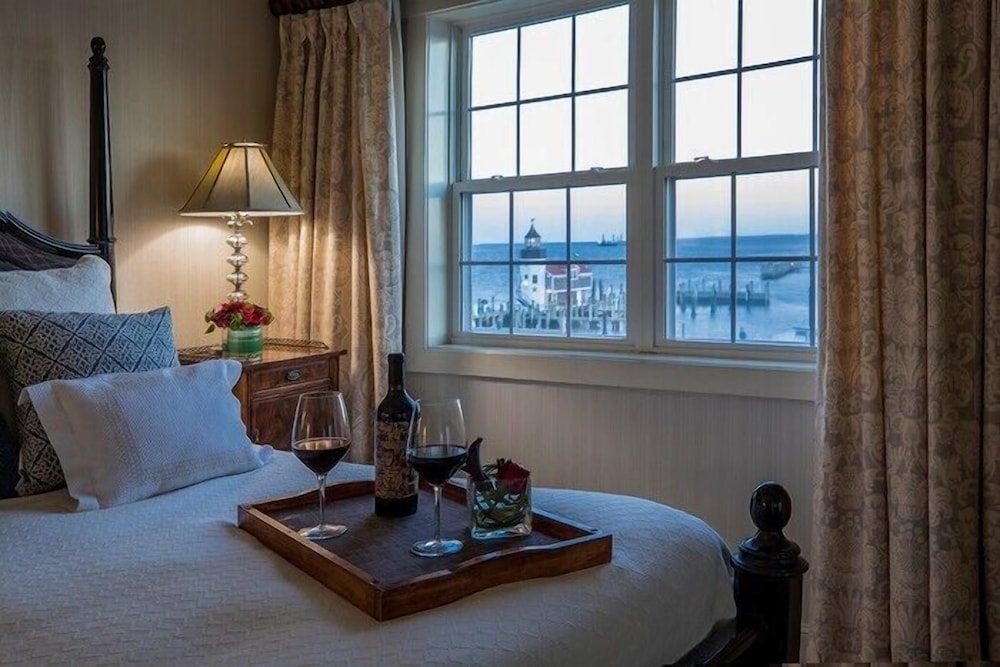 Saybrook Point Resort & Marina - photo 19