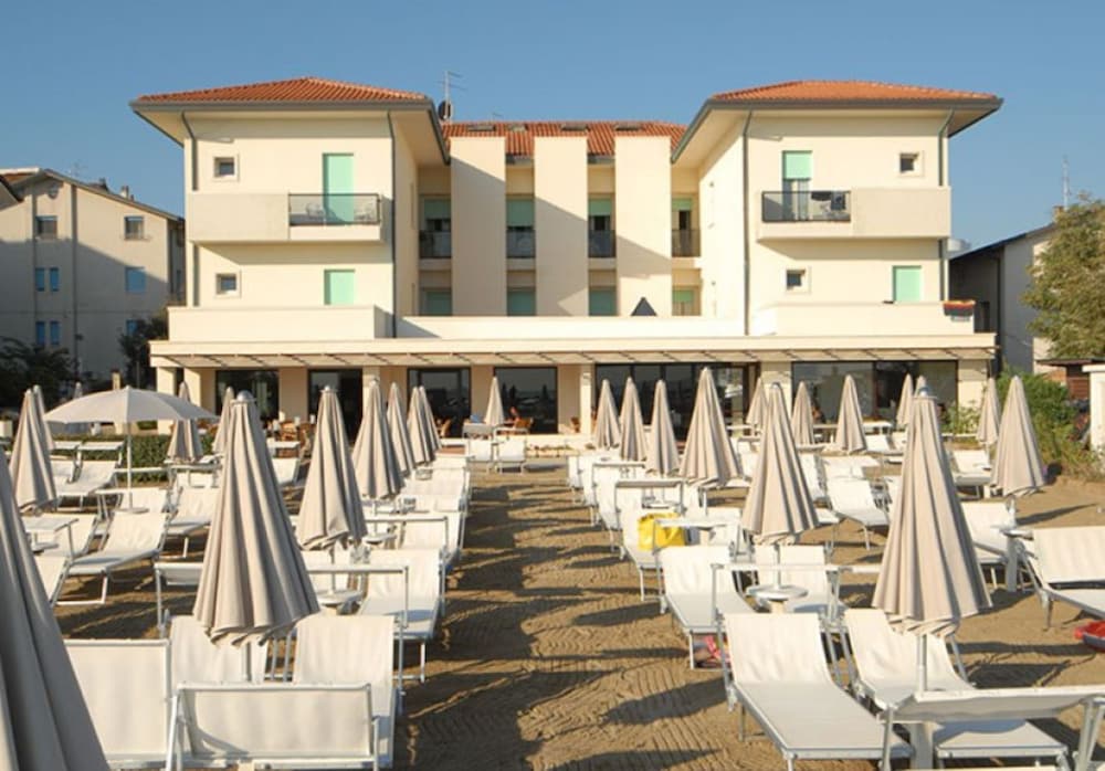 Hotel Vienna — hotel in San Mauro Pascoli