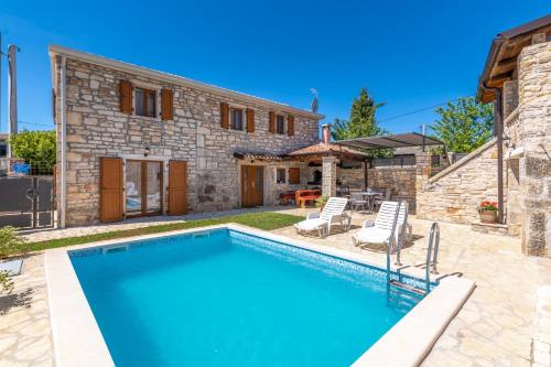 Villa Zinnia by Briskva — 4-Star Luxury Hotel in Visignano, Croatia