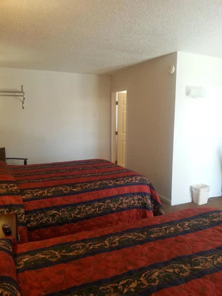 Budget Inn Fort Stockton - photo 7