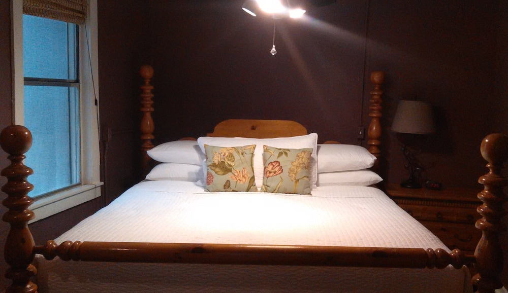 Cottonwood Hotel - photo 22