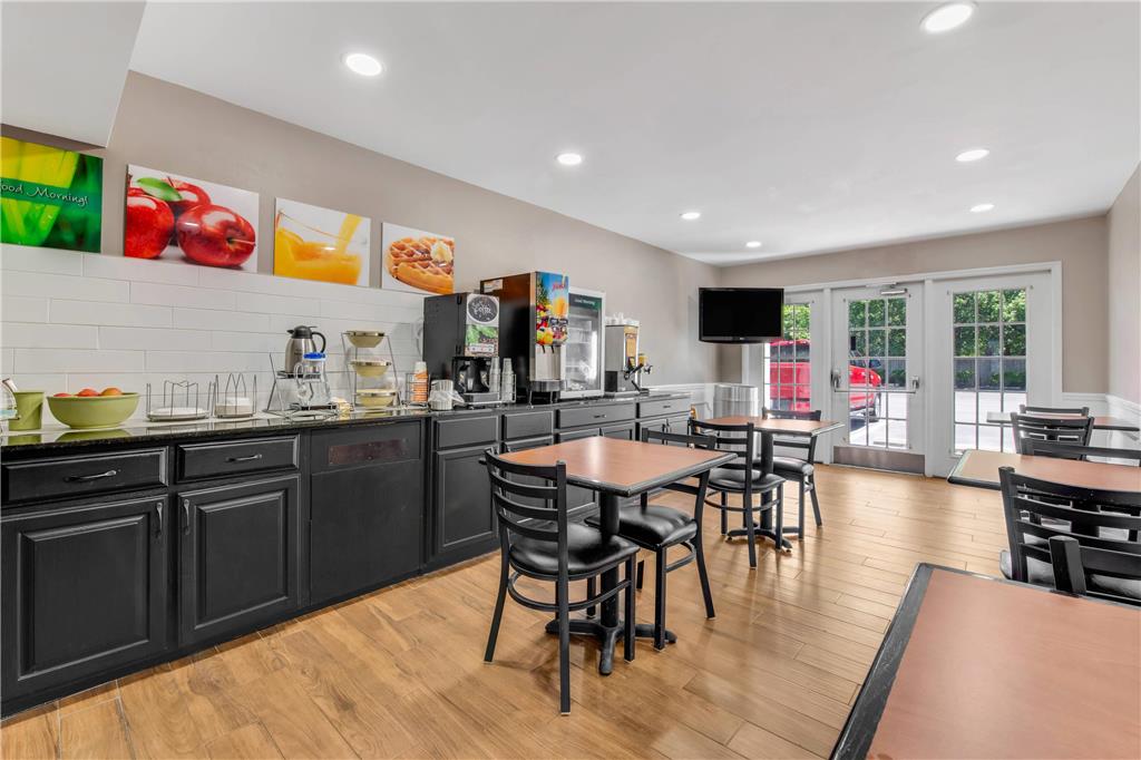 Quality Inn Laurinburg - photo 28