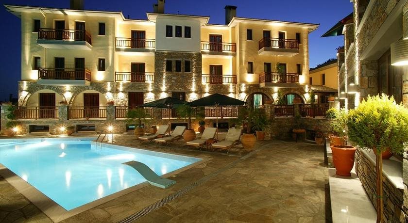 Maritsas Hotel & Suites in Portaria, Greece