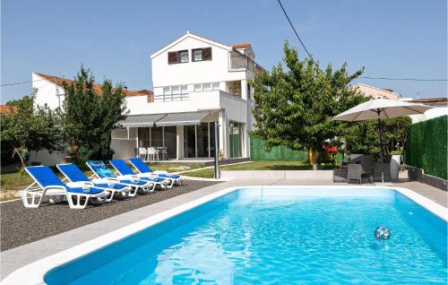 Cozy Home In Dugopolje — 4-Star Luxury Hotel in Dugopolje, Croatia