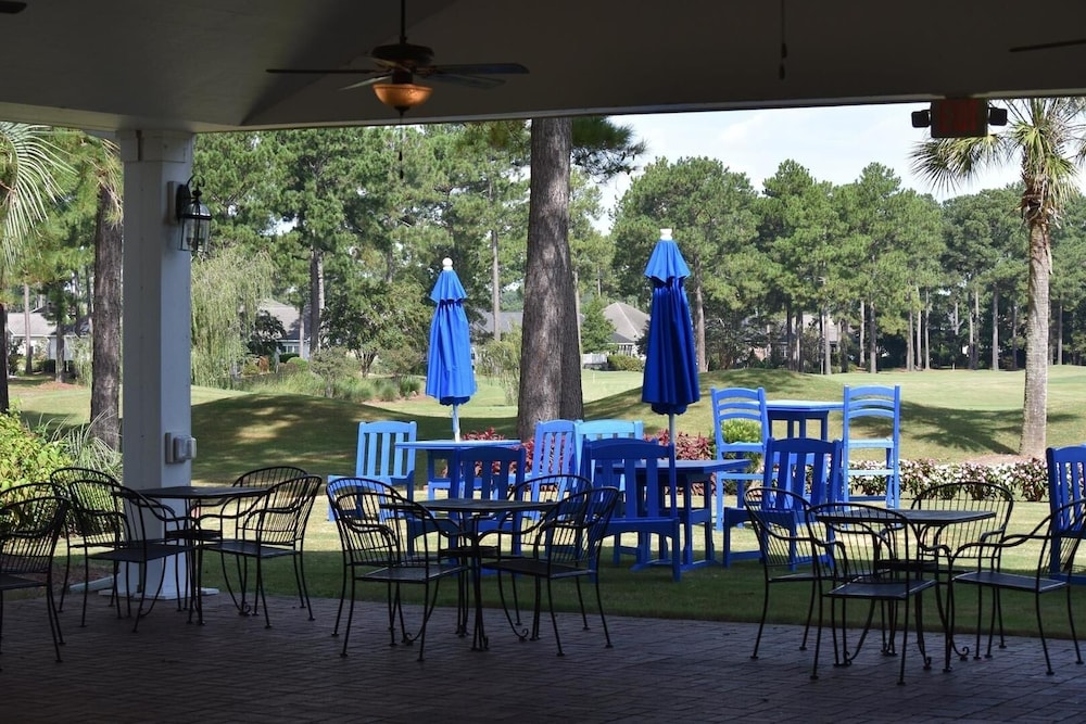 Family Friendly Golf Course View Condo 101M with Great Brunswick Plantation Resort Amenities by RedAwning - photo 18
