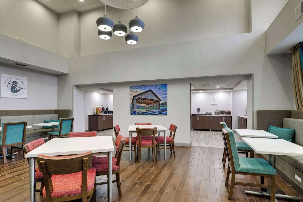 Hampton Inn & Suites St. Louis Edwardsville - photo 57