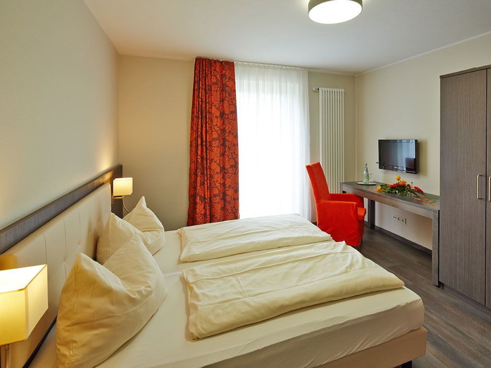 Hotel FIT Freizeit Integration Tagung — Much — photo 3