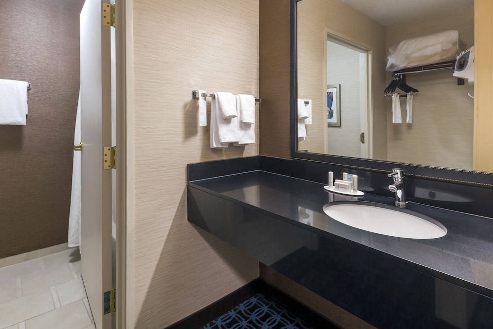 Fairfield Inn Kansas City Downtown Union Hill by Marriott - photo 9