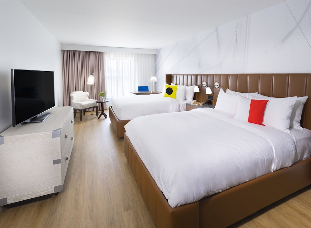 Hotel Indigo Old Town Alexandria by IHG - photo 17