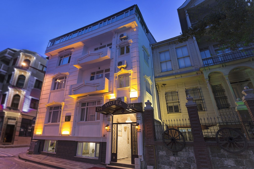 Zeynep Hatun Otel — Biga